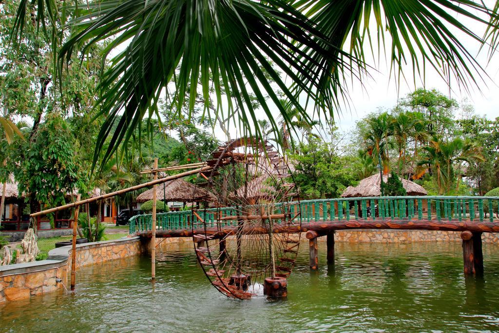 Hoa Binh Hotel Экстерьер фото