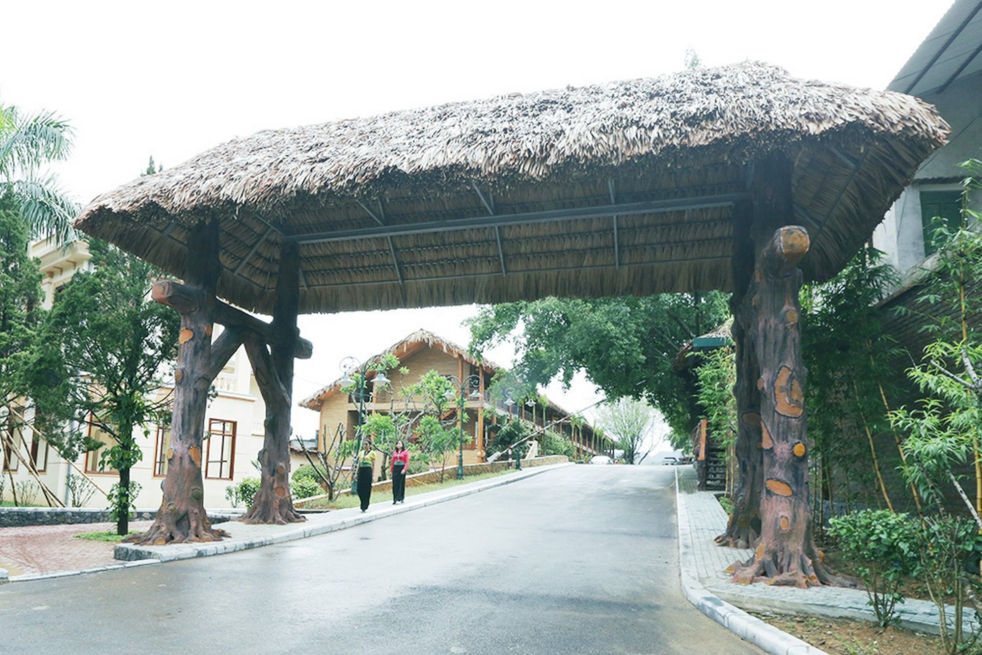 Hoa Binh Hotel Экстерьер фото